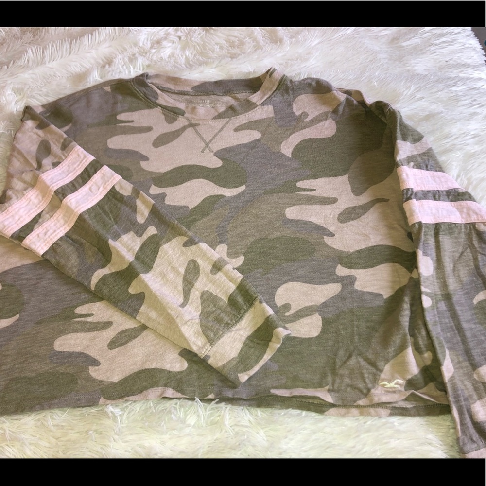 Hollister camouflage shirt